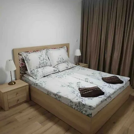 Amazing Facing The Sea *