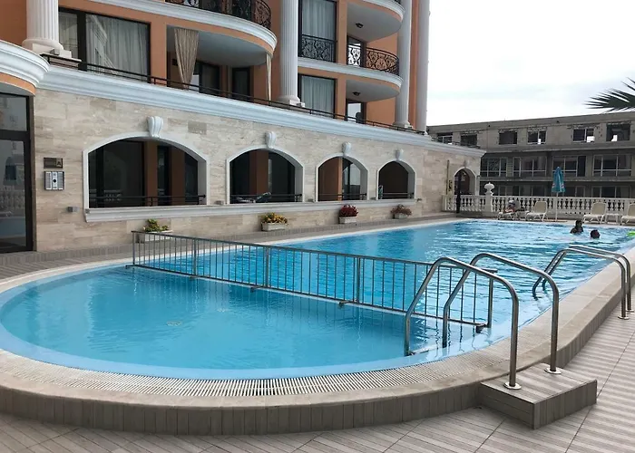 Amazing Facing The Sea